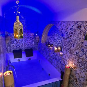 La Casa Di Emanuella - Rooms & International Suites